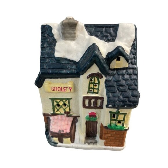 Miniature Christmas Holiday Village Shop Ceramic Grocery - Picture 1 of 4